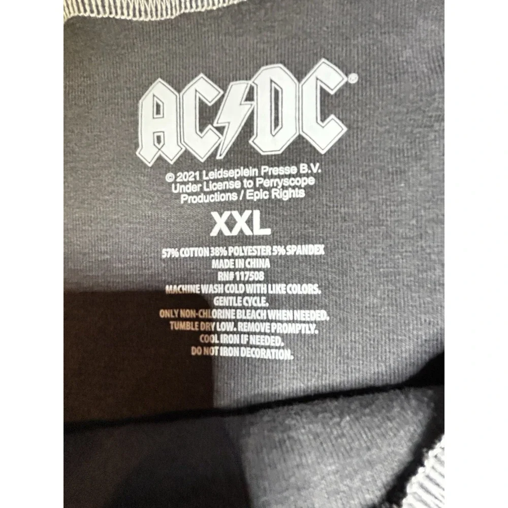 AC/DC Highway to Hell Graphic Black Cropped Top Shirt, Size XXL